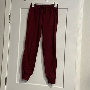 Women’s medium maroon soft joggers